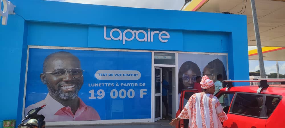 Agence Lapaire Bouake Kamanoukro Côte d'Ivoire sur une station Shell